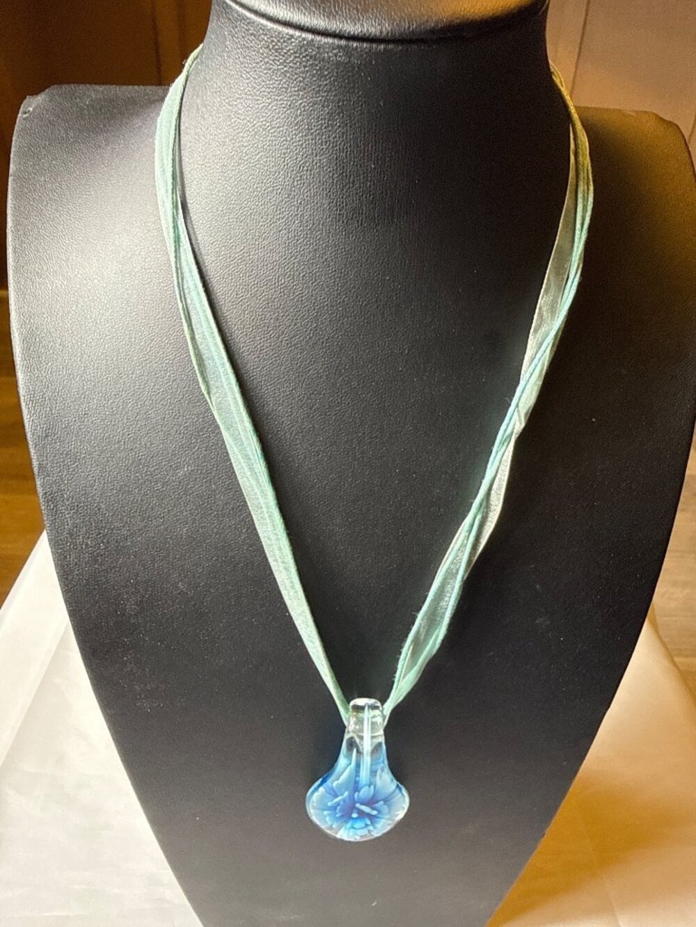 Vintage 90s Lampwork Glass Flower Teardrop Ribbon Pendant Necklace Aqua Blue